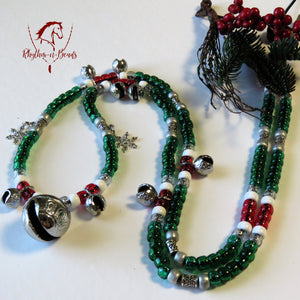 MISTLETOE & HOLLY Christmas Rhythm Bead Necklace